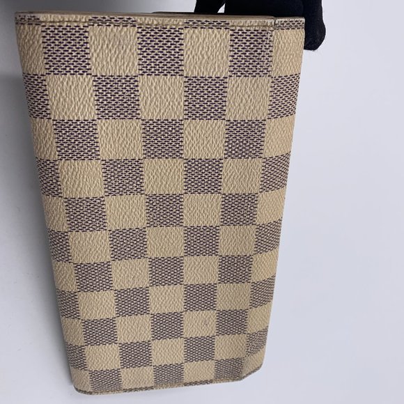Authentic Louis Vuitton DA White Long Wallet - Picture 4 of 15